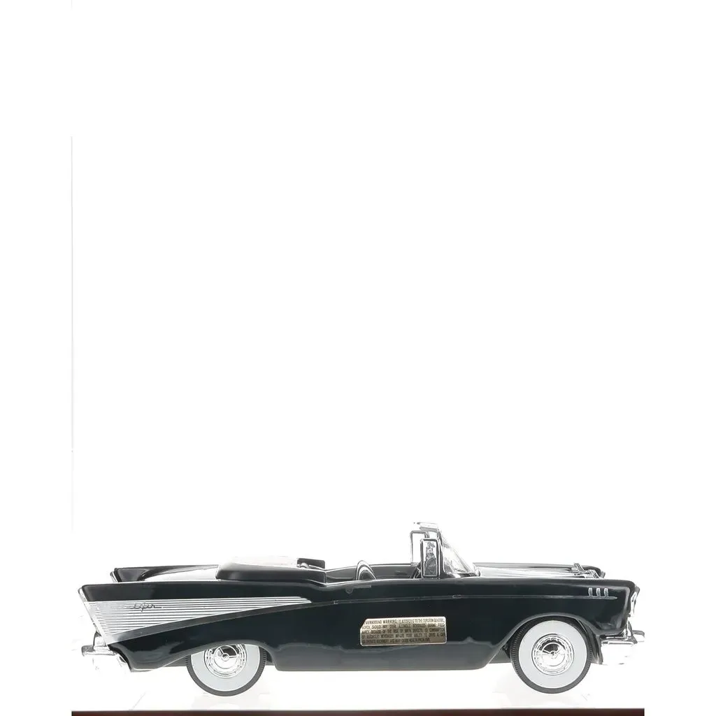 BAXUS - Beam 100 Month 1957 Chevy Convertible Decanter 1990 Bottling