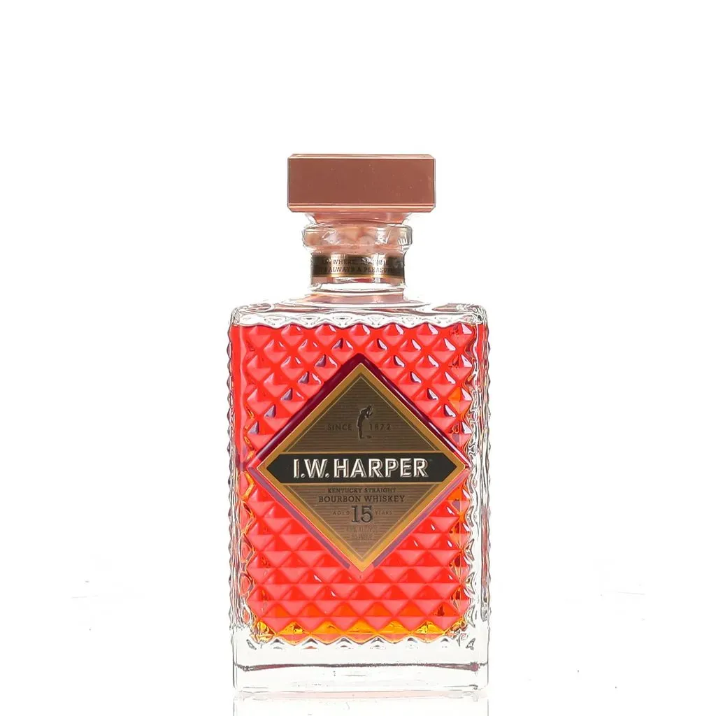 I.W. Harper 15 Year