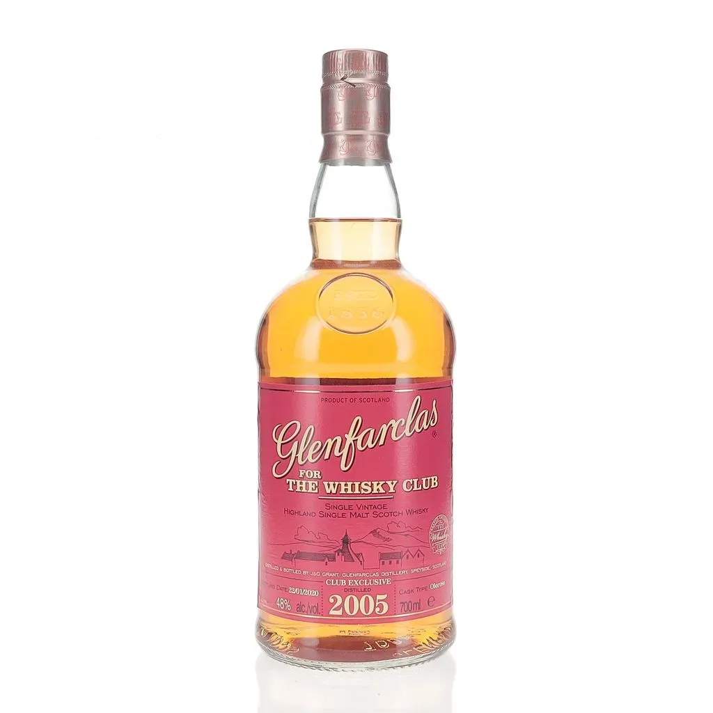 Bottled at 48% ABV on January 22, 2020 without chill filtration or colour added, this is a notably different whisky to the regular Glenfarclas 15 Year Old, which is not only a lower 46% ABV, but is the only expression in the line-up to be a mixture of sherry and American oak casks.