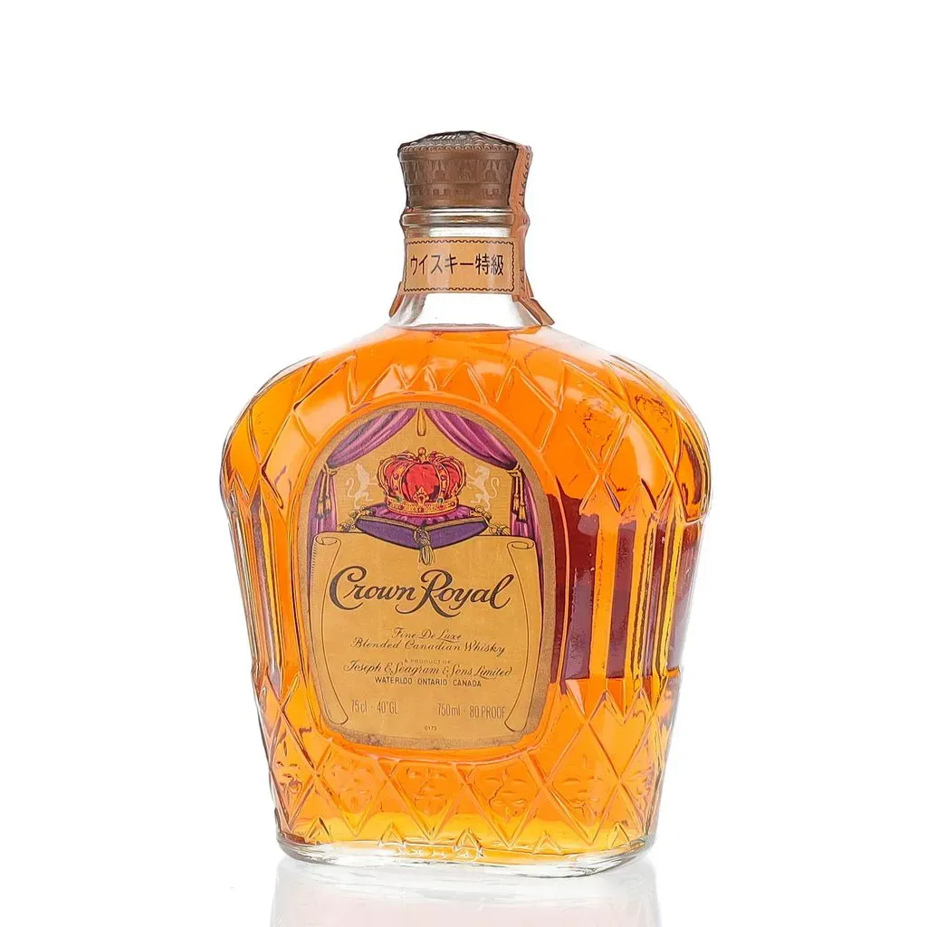 クラウンローヤル　ウイスキー　1977 BAXUS - Crown Royal 1977 Vintage