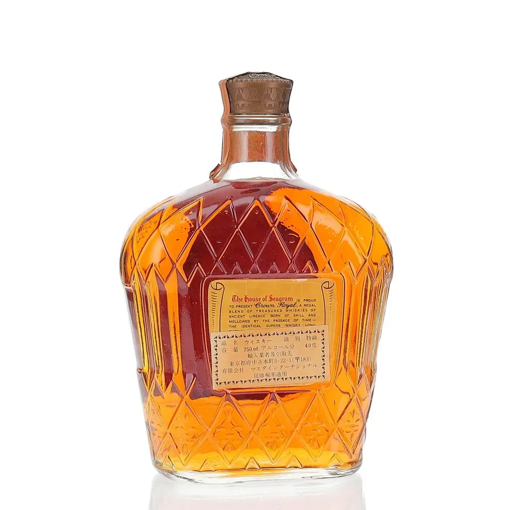 クラウンローヤル　ウイスキー　1977 BAXUS - Crown Royal 1977 Vintage