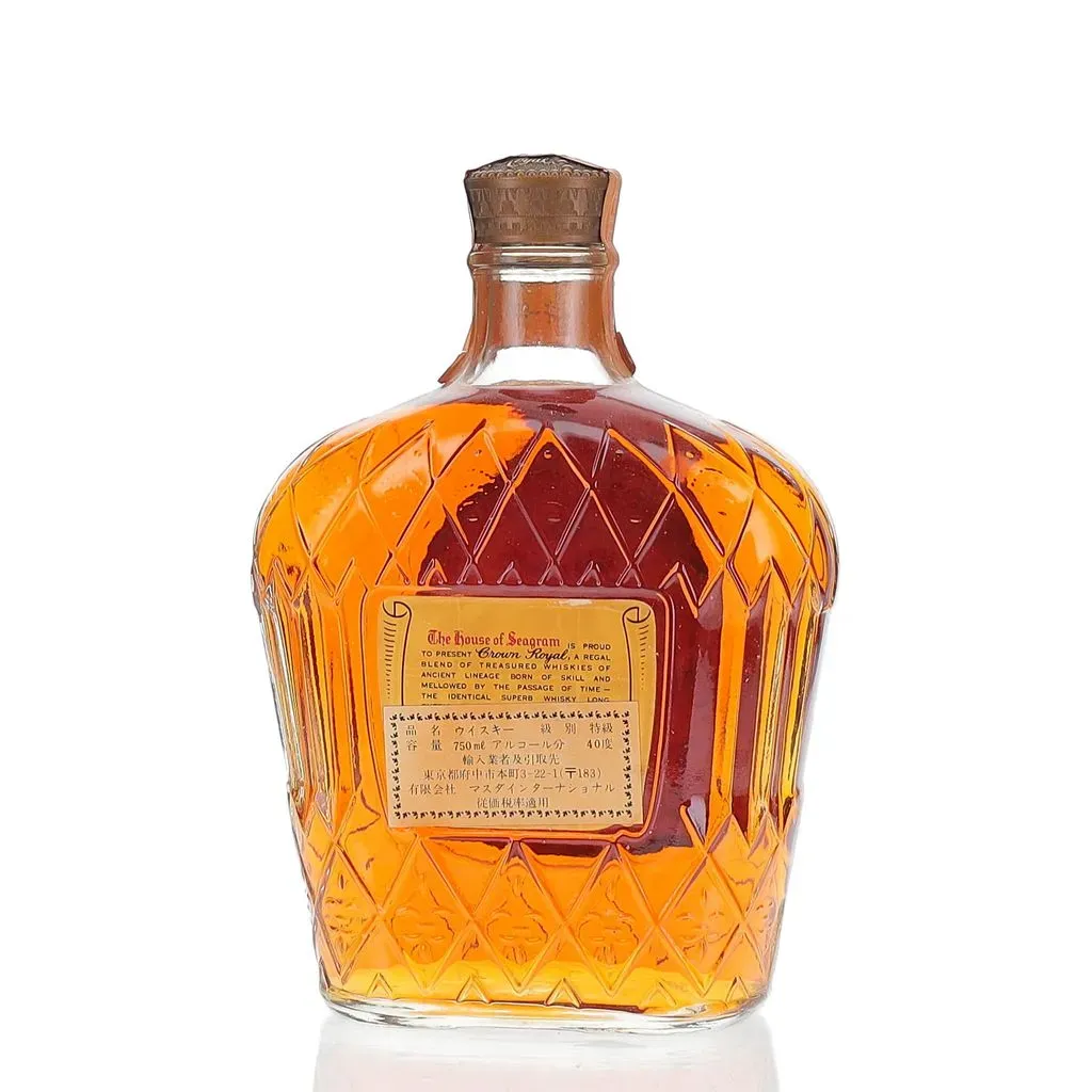 クラウンローヤル　ウイスキー　1977 BAXUS - Crown Royal 1977 Vintage