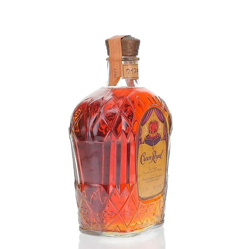 クラウンローヤル　ウイスキー　1977 BAXUS - Crown Royal 1977 Vintage