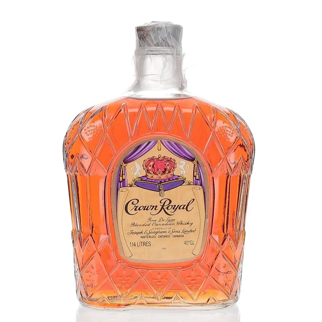 1978,79年各1不明x1 Crown  1Lx2本750mlx1本 BAXUS - Crown Royal 1979 Vintage 1140ml