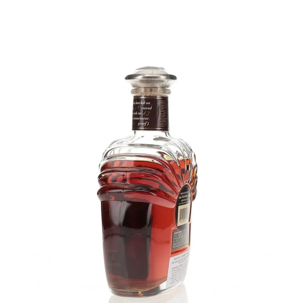 Rotating view of product