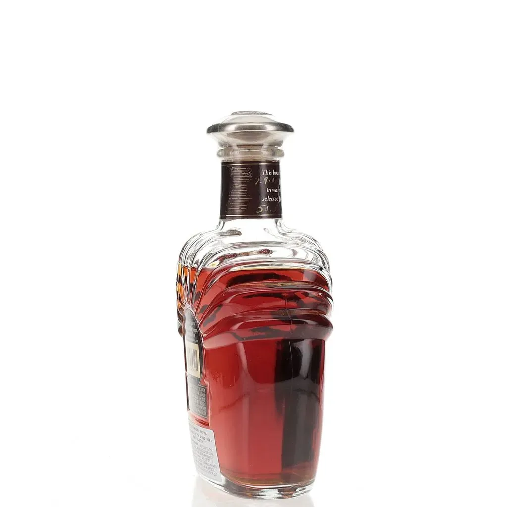 Rotating view of product