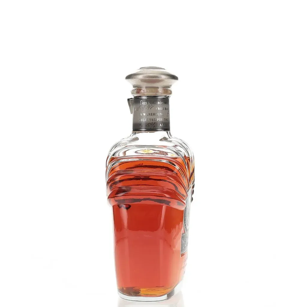Rotating view of product