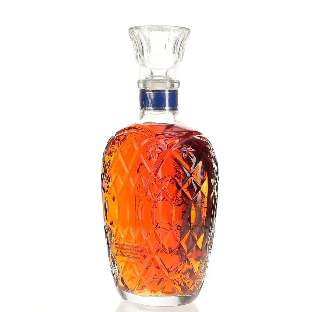 BAXUS - Crown Royal 15 Year 1980s Bottling
