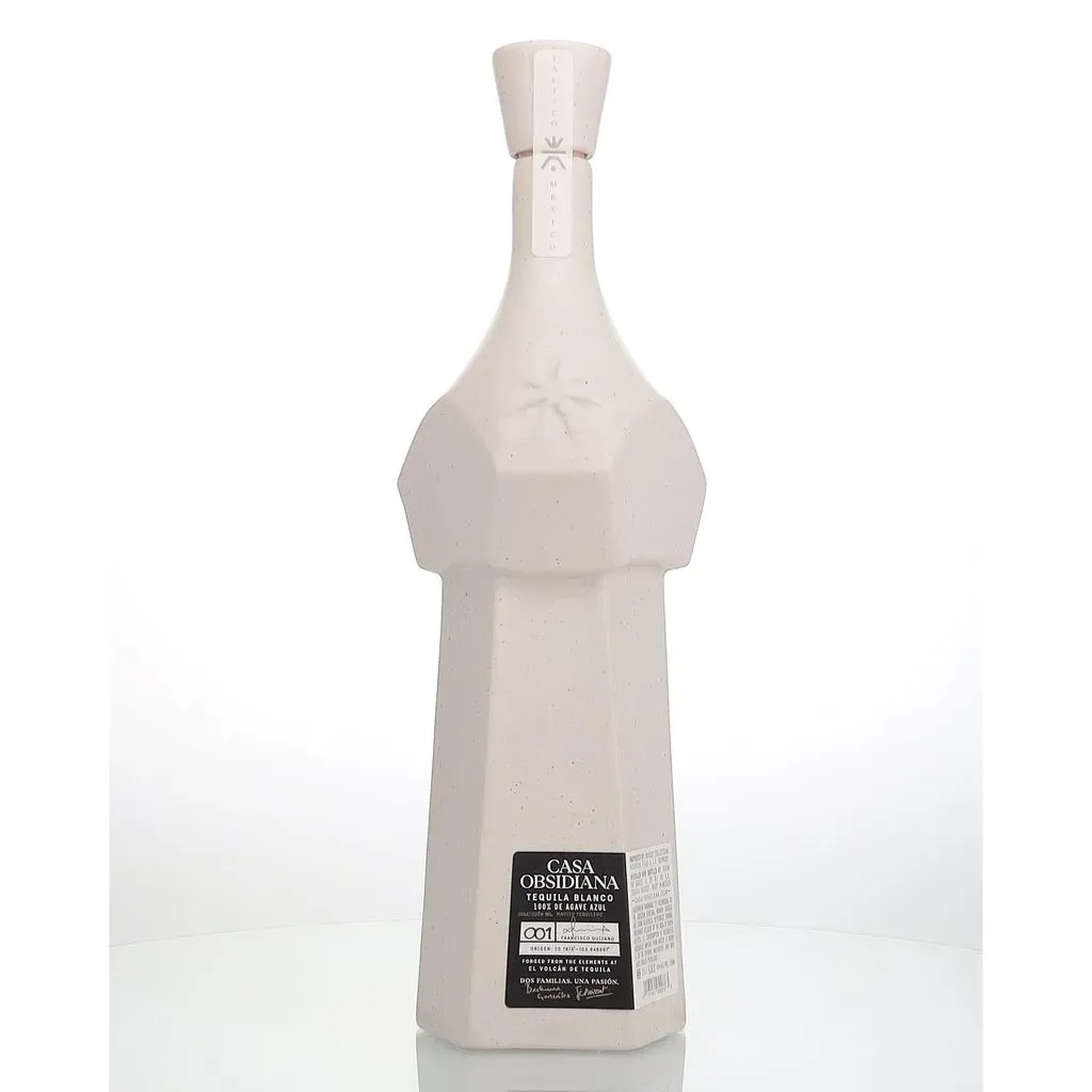 A blanco expression of tequila from Casa Obsidiana crafted from 100% agave. Bottled at 40% Abv in a unique white decanter.