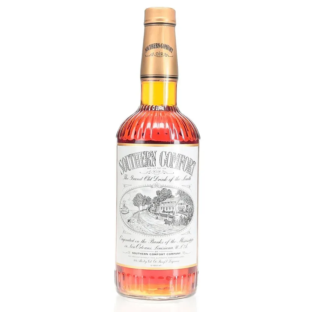 A circa 1990s to early 2000s era bottling of Southern Comfort whiskey liqueur.