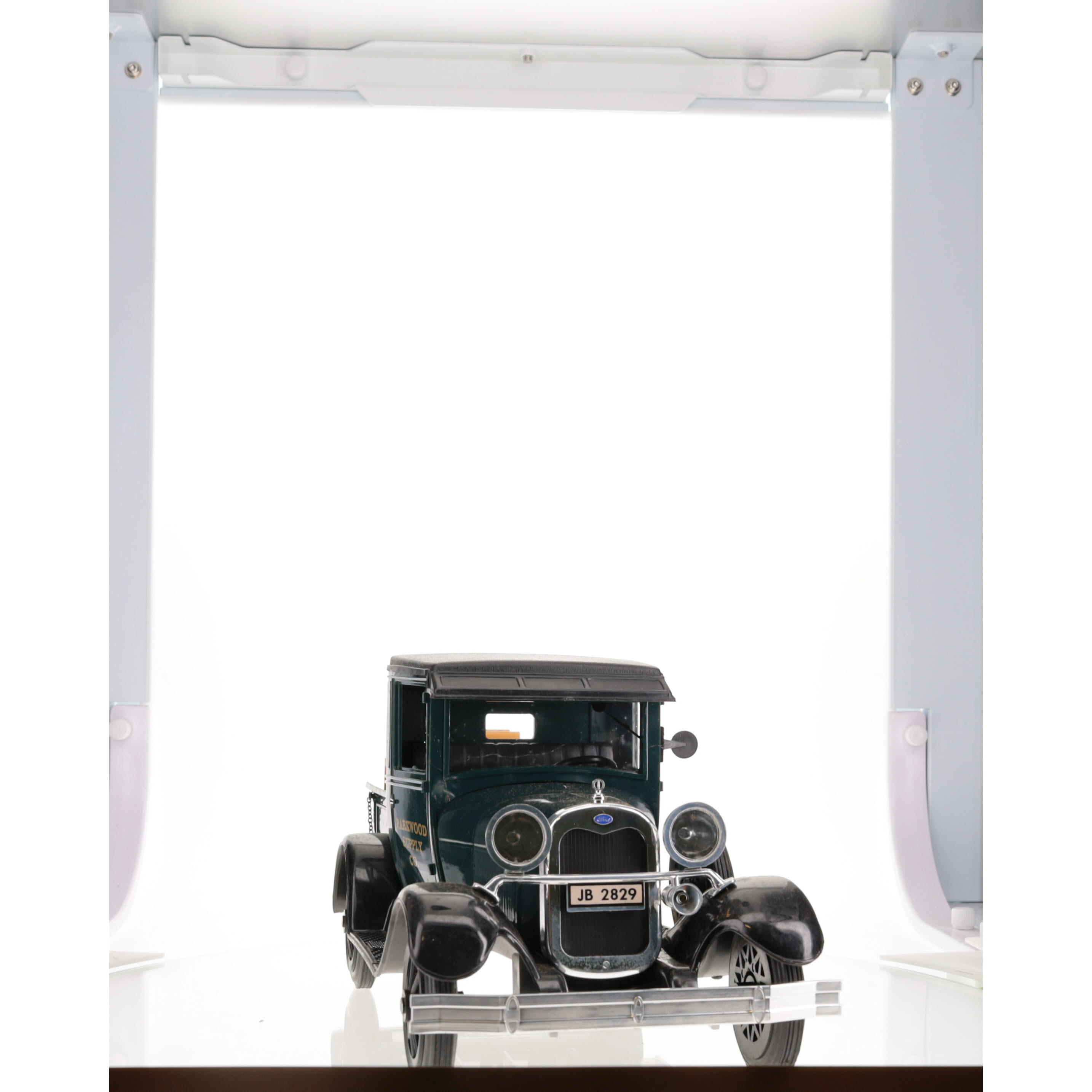 BAXUS - Beam 100 Month 1928-1929 Ford A Pickup Truck Decanter